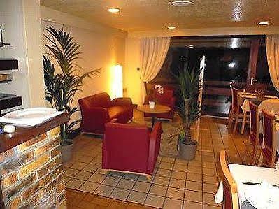 Hostellerie Des Enclos Guimiliau Luaran gambar