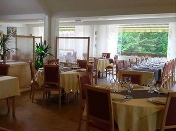 Hostellerie Des Enclos Guimiliau Luaran gambar